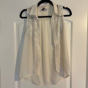 H&M Sleeveless Blouse
